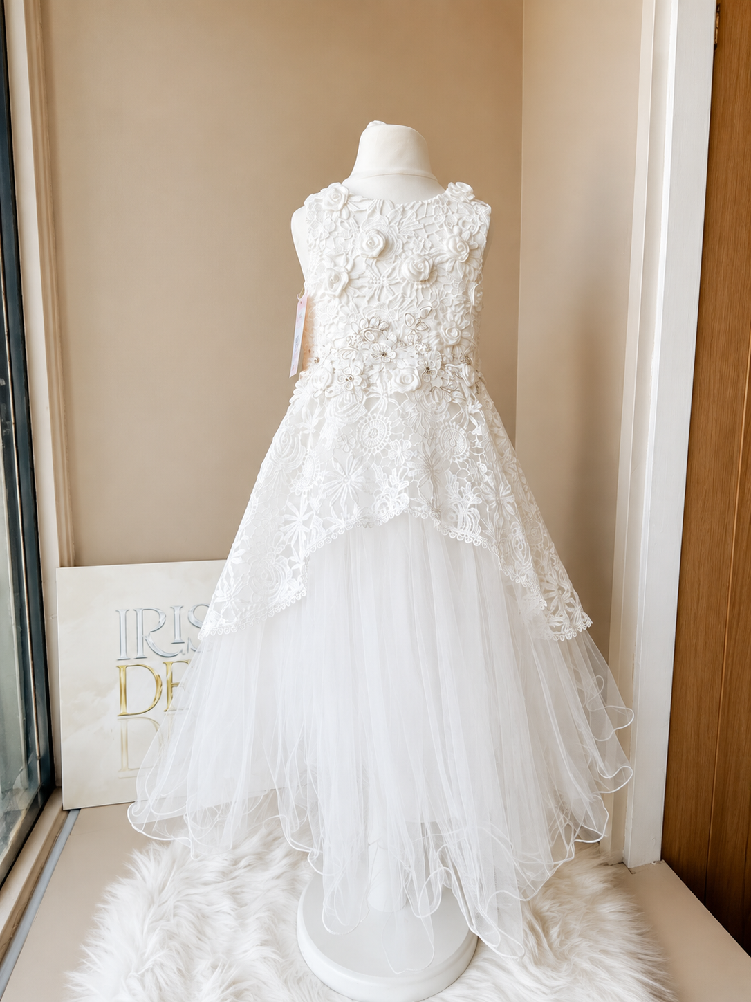 Luxury White 3D Floral Lace Flower Girl Dress