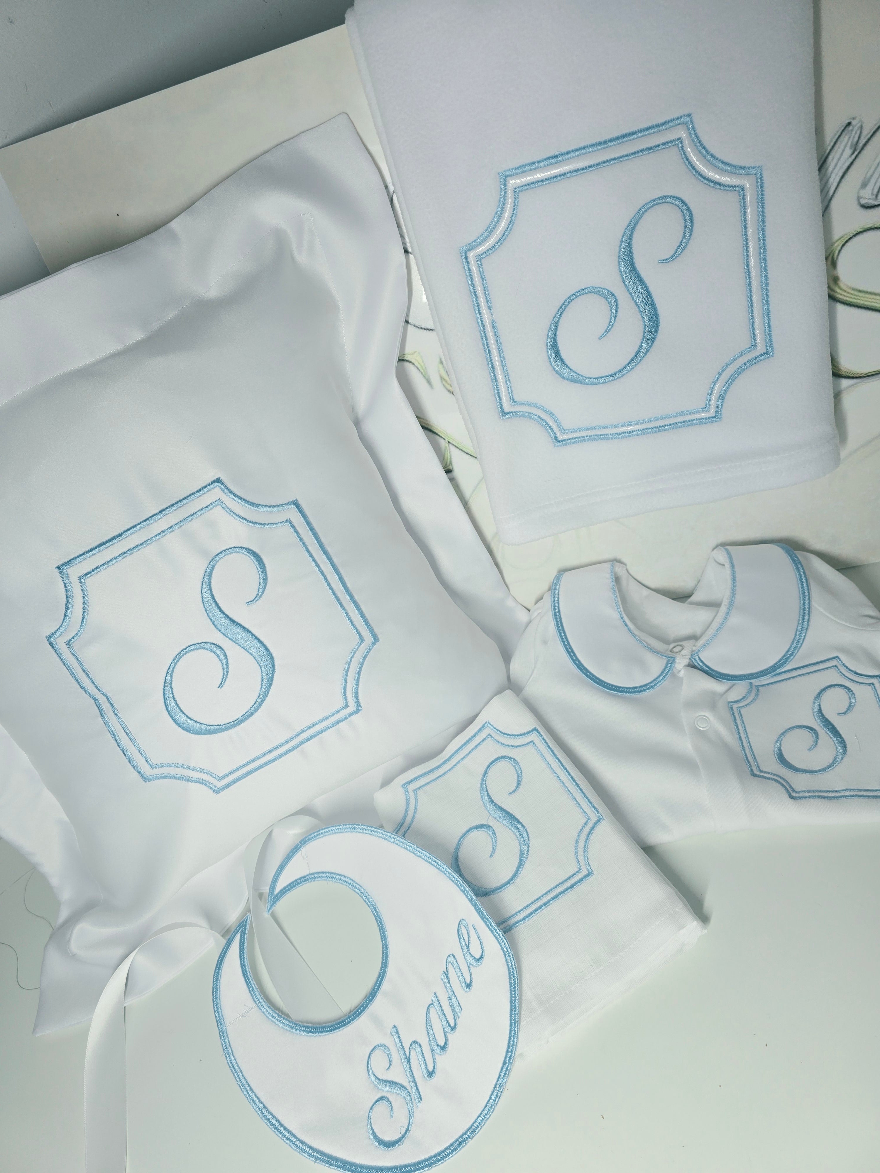 Blue Monogram Full Set