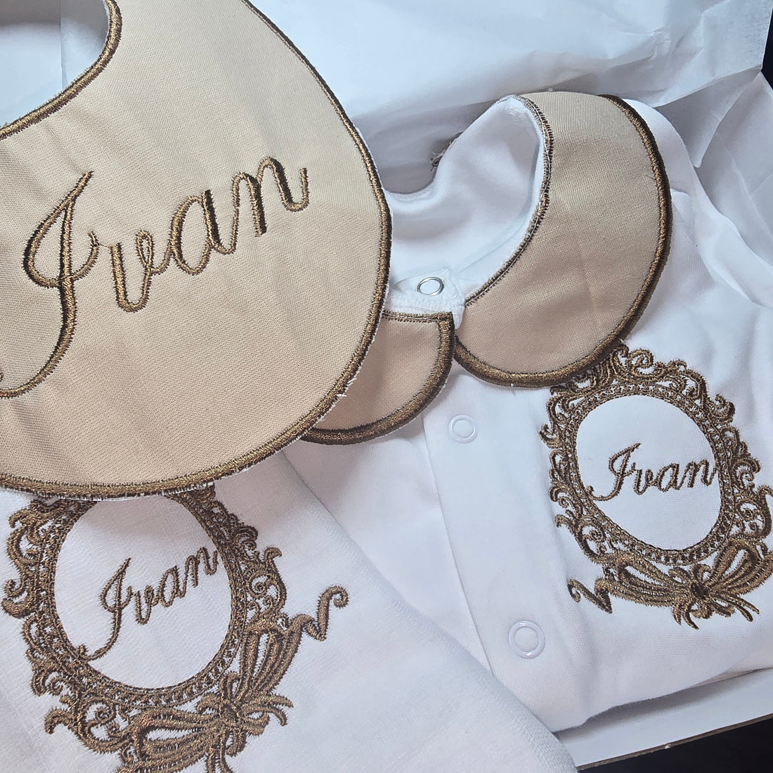 Beige & Brown Frame Baby Set