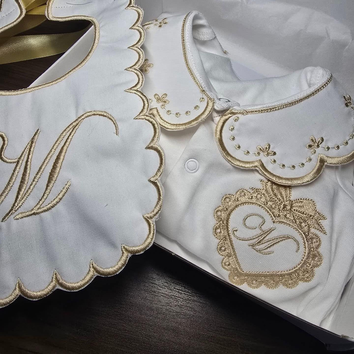 Heart Frame Bib and Grow