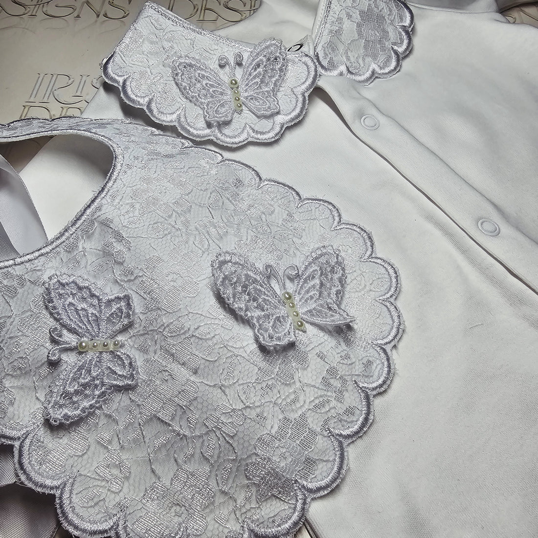 3D Butterfly Bib and Grow