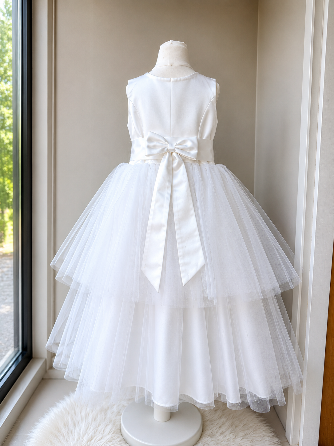 Luxury White Tiered Tulle Flower Girl Dress with Satin Bow