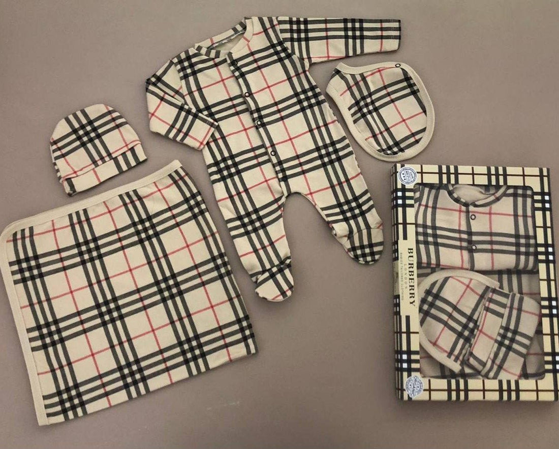 Newborn B Set
