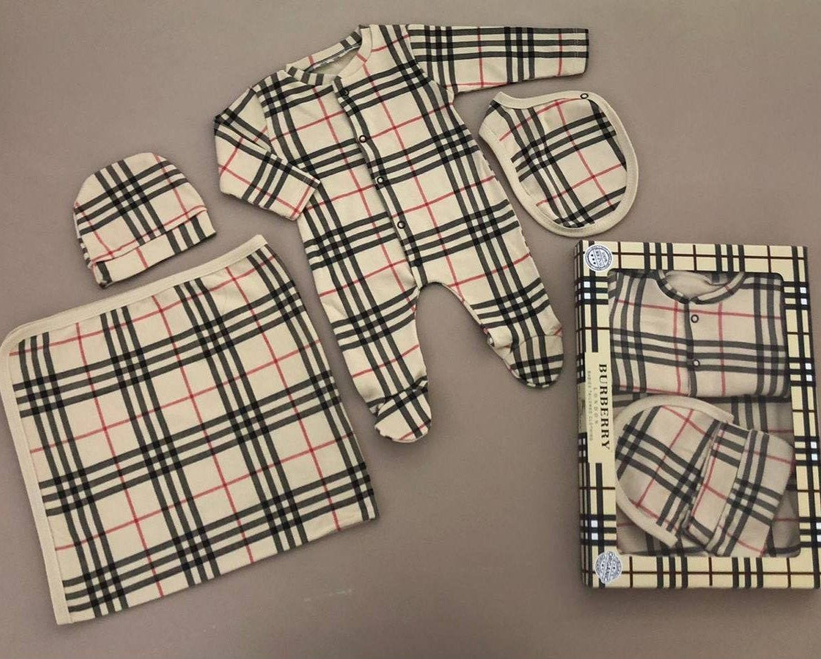 Newborn B Set